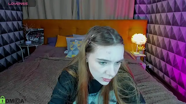 Lesi Moonie01 online show from 09.12.25