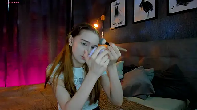 Lesi Moonie01 online show from 10.03.25