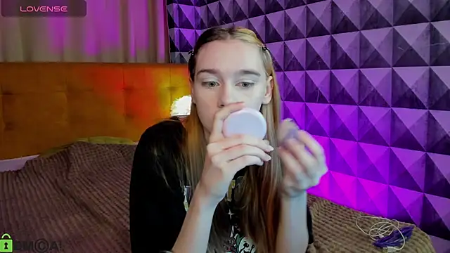 Lesi Moonie01 online show from 10.15.25