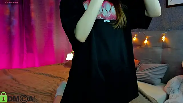 Lesi Moonie01 online show from 12.21.25