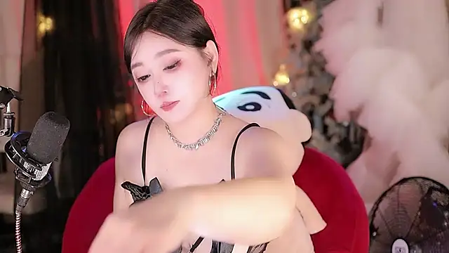 Snapshot of Missy_Nana21 chatting on 06.26.26 Missy Nana21 online show from 06.26.26