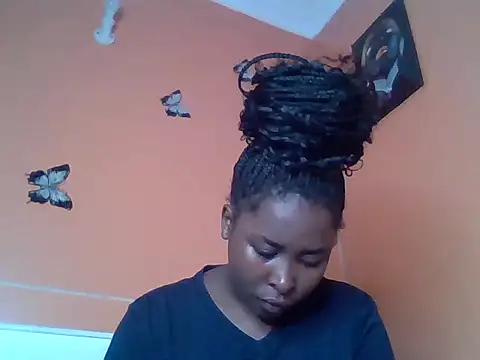 Moonfades online show from 12.19.25