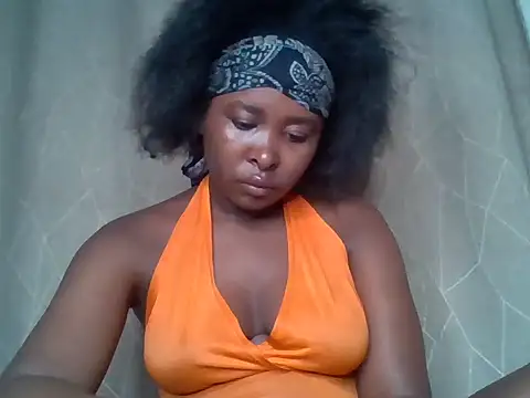 Moonfades online show from 02.11.26