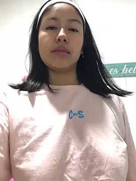 EmmaRossem online show from 10.10.25