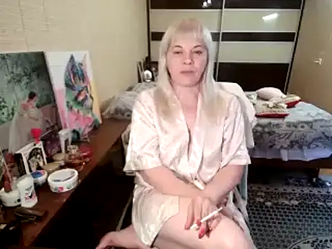 Snapshot of Lia_Laguna77 chatting on 07.19.26 Lia Laguna77 online show from 07.19.26
