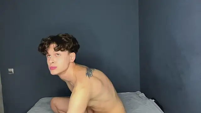 alyx garden online show from 12.17.24