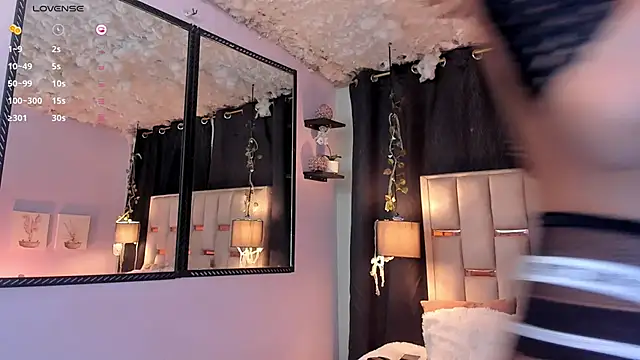 Nathan Smith  online show from 11.04.25