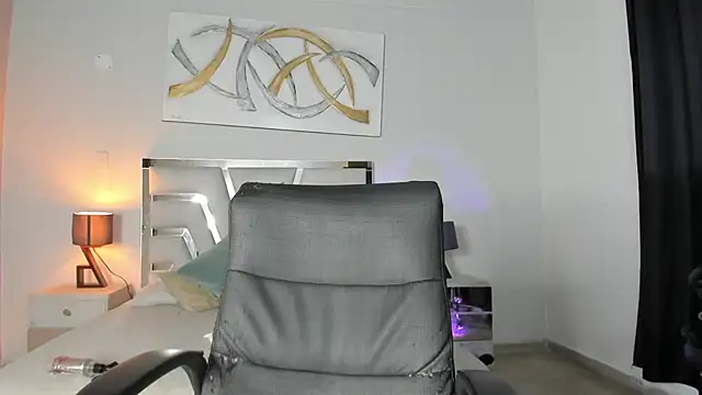 Snapshot of kimberlyycox chatting on 01.22.25 kimberlyycox online show from 01.22.25