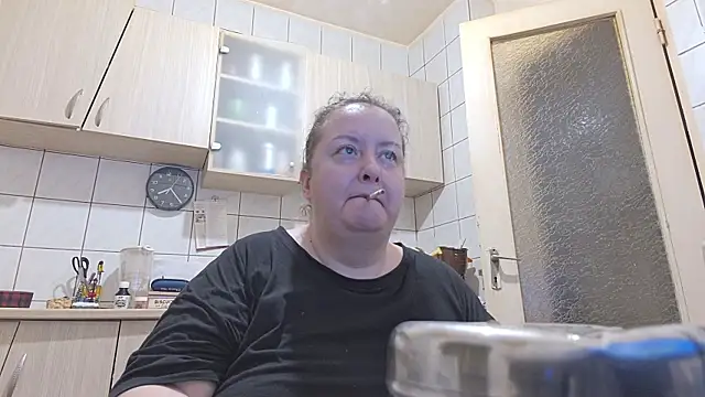 Snapshot of melissaBlessing chatting on 01.31.25 melissaBlessing online show from 01.31.25