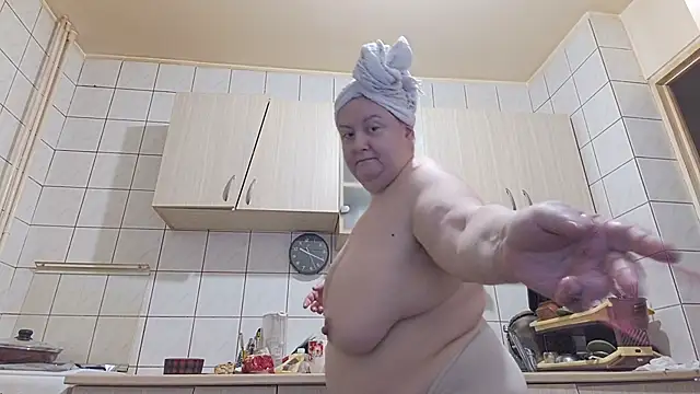 Snapshot of melissaBlessing chatting on 02.01.25 melissaBlessing online show from 02.01.25