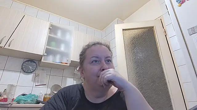 Snapshot of melissaBlessing chatting on 02.01.25 melissaBlessing online show from 02.01.25