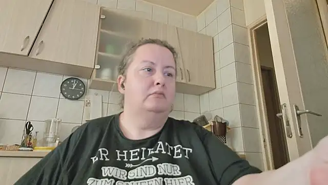 Snapshot of melissaBlessing chatting on 02.14.25 melissaBlessing online show from 02.14.25