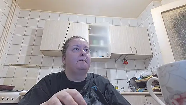 Snapshot of melissaBlessing chatting on 02.19.25 melissaBlessing online show from 02.19.25