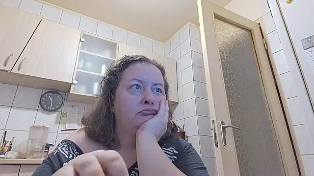 Snapshot of melissaBlessing chatting on 03.02.25 melissaBlessing online show from 03.02.25