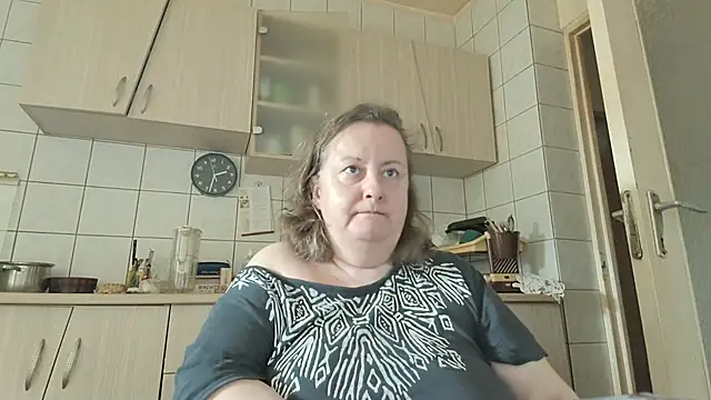 Snapshot of melissaBlessing chatting on 03.02.25 melissaBlessing online show from 03.02.25