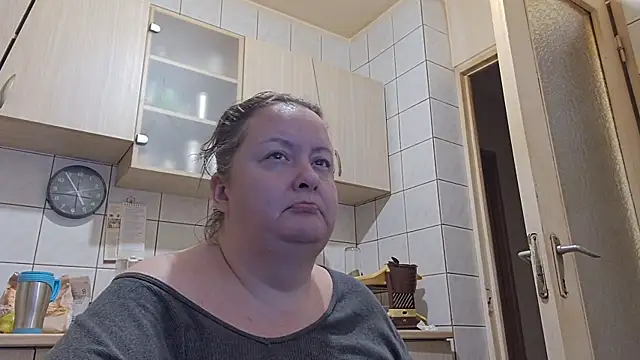 Snapshot of melissaBlessing chatting on 09.27.25 melissaBlessing online show from 09.27.25