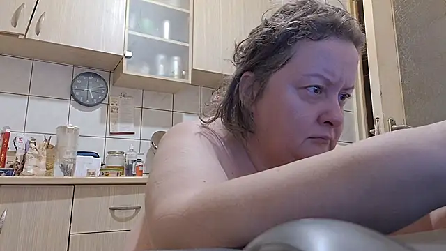 Snapshot of melissaBlessing chatting on 10.13.25 melissaBlessing online show from 10.13.25