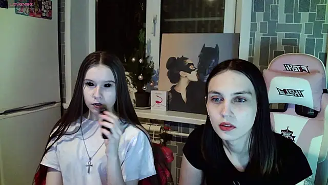 Snapshot of BlackHe4rts_ chatting on 01.17.25 BlackHe4rts  online show from 01.17.25