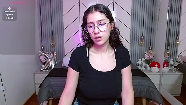 Snapshot of Lita_Rogers chatting on 11.12.25 Lita Rogers online show from 11.12.25