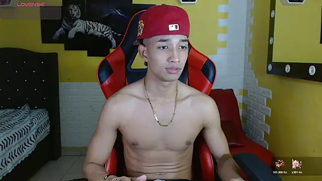 jose sexycumm online show from 11.05.25