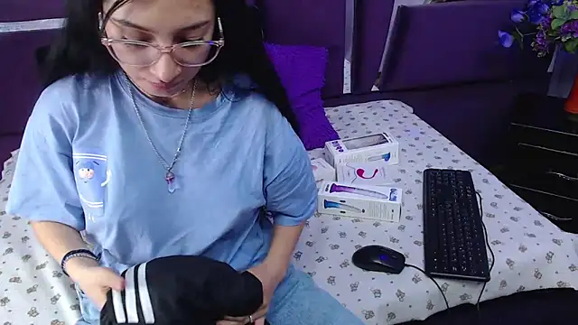 Snapshot of Katty_Queen chatting on 03.01.25 Katty Queen online show from 03.01.25