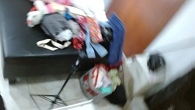 Snapshot of Kimandyuk chatting on 03.10.25 Kimandyuk online show from 03.10.25