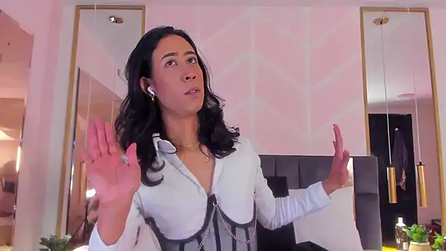 GabyPetit online show from 11.06.25