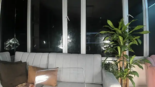 Megan Lim online show from 02.15.25