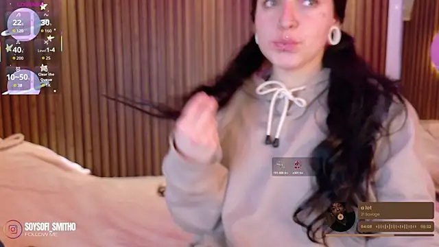 Lucy Smith2 online show from 11.21.25