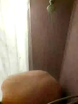 Snapshot of Boo-boo_kittyfux chatting on 12.17.24 Boo-boo kittyfux online show from 12.17.24