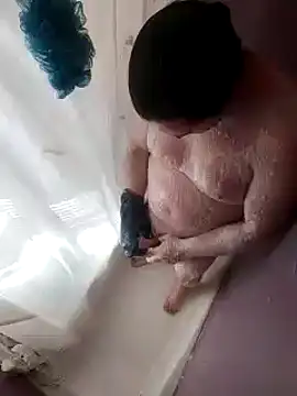 Snapshot of Boo-boo_kittyfux chatting on 02.25.25 Boo-boo kittyfux online show from 02.25.25