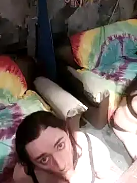 Snapshot of Boo-boo_kittyfux chatting on 03.17.25 Boo-boo kittyfux online show from 03.17.25