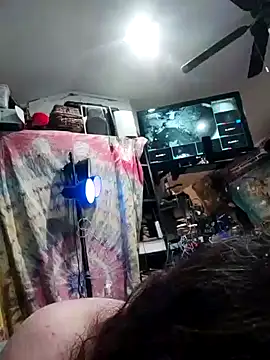 Snapshot of Boo-boo_kittyfux chatting on 10.08.25 Boo-boo kittyfux online show from 10.08.25