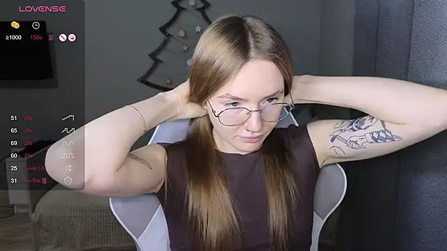 Snapshot of littlevildevil chatting on 01.17.26 littlevildevil online show from 01.17.26