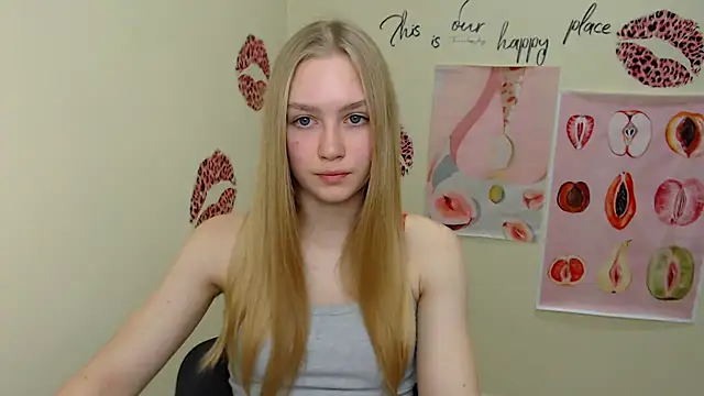 Snapshot of MademoiselleCl chatting on 01.10.25 MademoiselleCl online show from 01.10.25