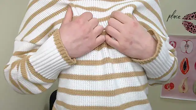 Snapshot of MademoiselleCl chatting on 01.14.25 MademoiselleCl online show from 01.14.25