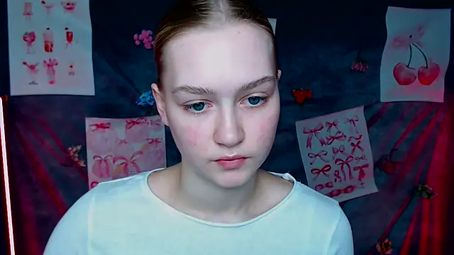 Snapshot of MademoiselleCl chatting on 03.15.26 MademoiselleCl online show from 03.15.26