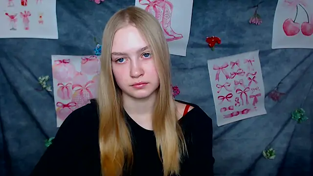 Snapshot of MademoiselleCl chatting on 03.16.26 MademoiselleCl online show from 03.16.26