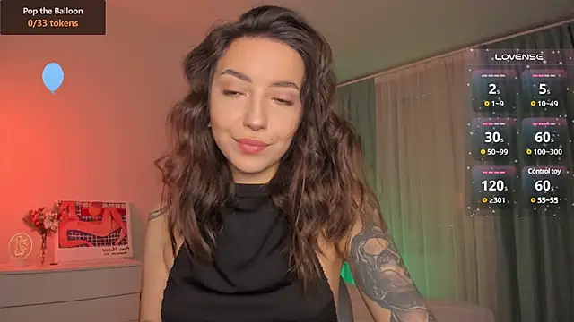 Oh My Dianee online show from 12.10.24