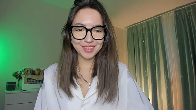 Oh My Dianee online show from 12.16.24