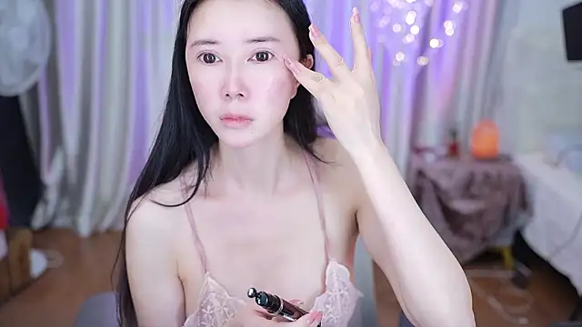 Snapshot of nono_babyy chatting on 02.12.26 nono babyy online show from 02.12.26