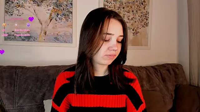 Snapshot of GillianDowdey chatting on 02.10.25 GillianDowdey online show from 02.10.25