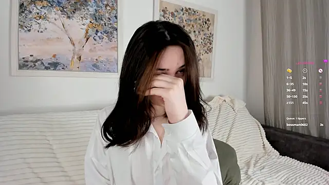 Snapshot of GillianDowdey chatting on 03.10.25 GillianDowdey online show from 03.10.25