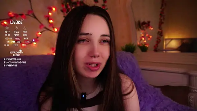 Snapshot of GillianDowdey chatting on 11.07.25 GillianDowdey online show from 11.07.25