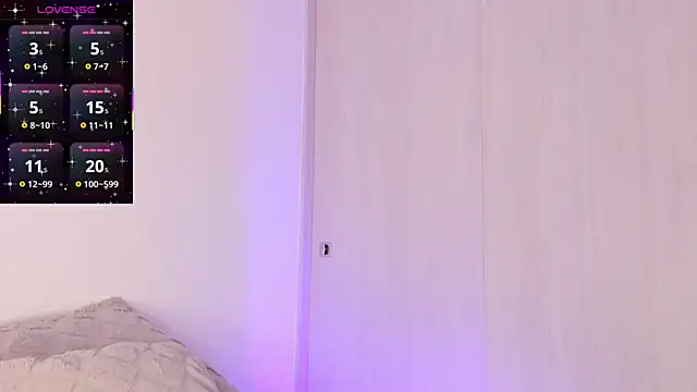 Nix Taylor online show from 02.20.25