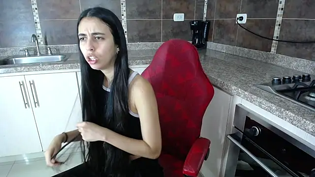 Snapshot of anna_alvarez chatting on 01.24.25 anna alvarez online show from 01.24.25