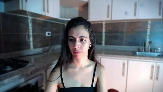 Snapshot of anna_alvarez chatting on 10.11.25 anna alvarez online show from 10.11.25