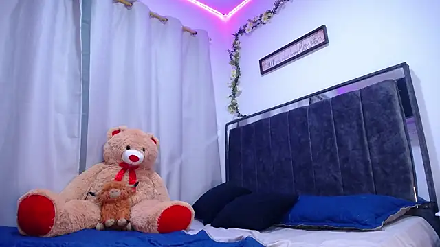 anna alvarez online show from 06.11.26