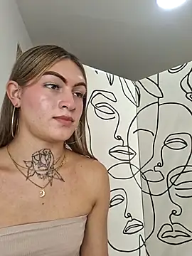 Lizz Luna online show from 01.24.25