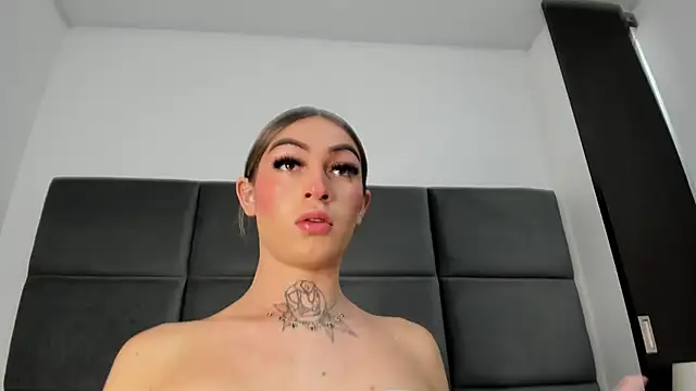 Lizz Luna online show from 09.11.25